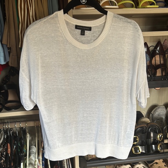 Banana Republic White Boxy Relaxed T-Shirt - Picture 1 of 3